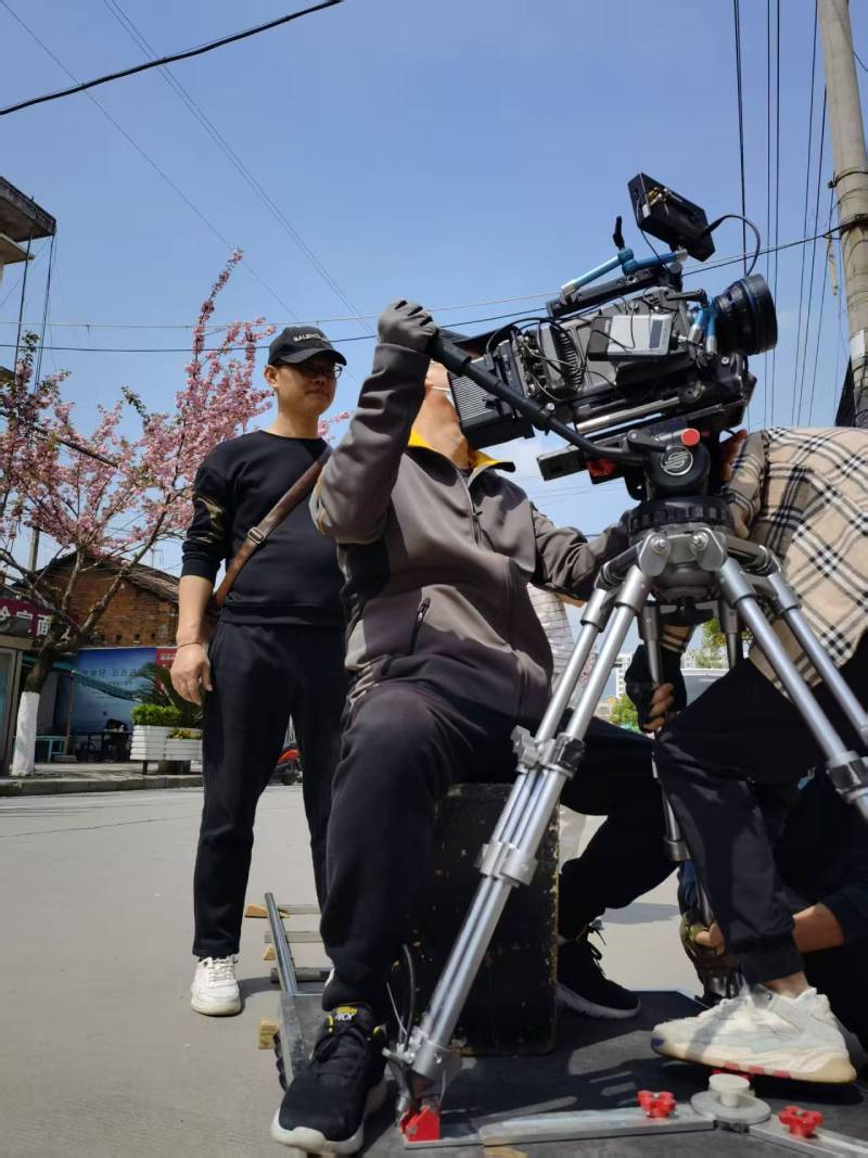 田阳县广告片拍摄：快消品牌爆款之选，网感内容适配社媒传播！