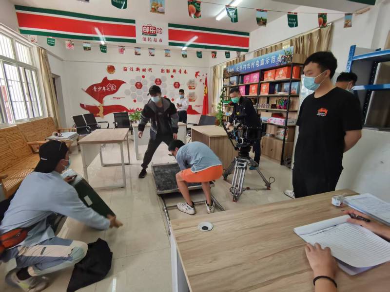 田阳县广告片拍摄公司：极简主义践行者，少即是多的视觉哲学